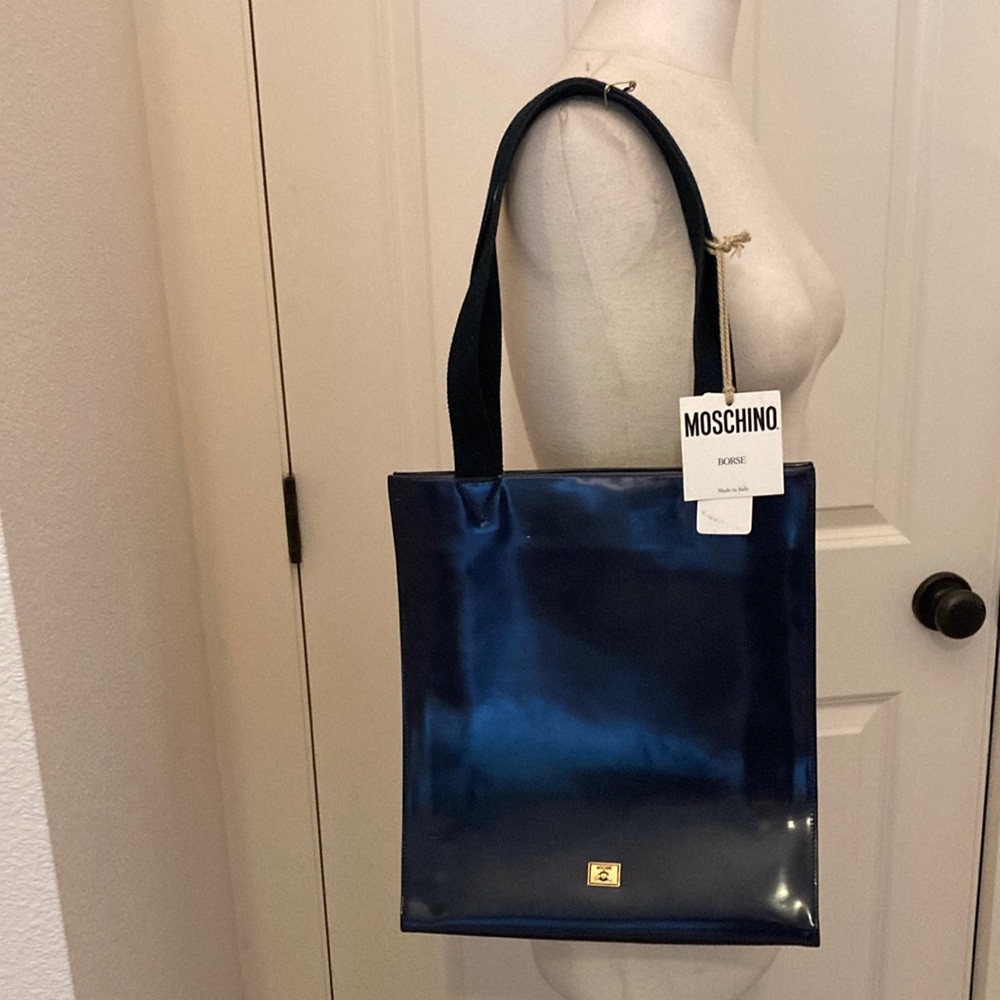 New Moschino navy purse